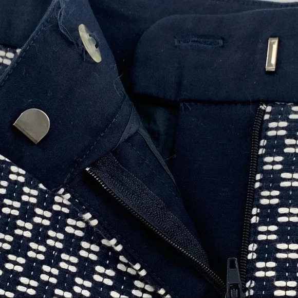 KENAR Woven Front Dress Shorts W/Pockets NWT - Picture 5 of 8